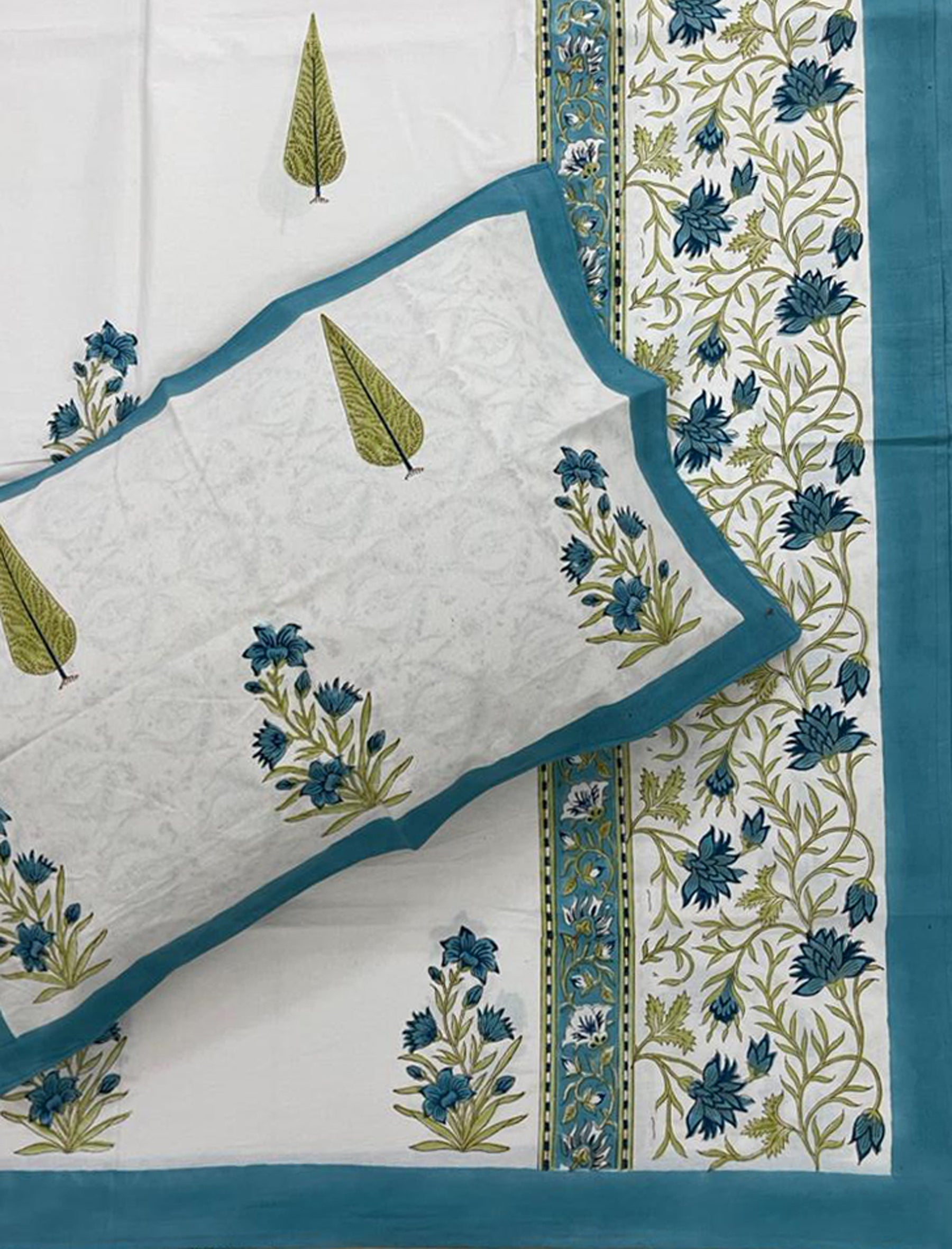 Hand Block Printed Cotton Double Bedsheet With Pillow Cover