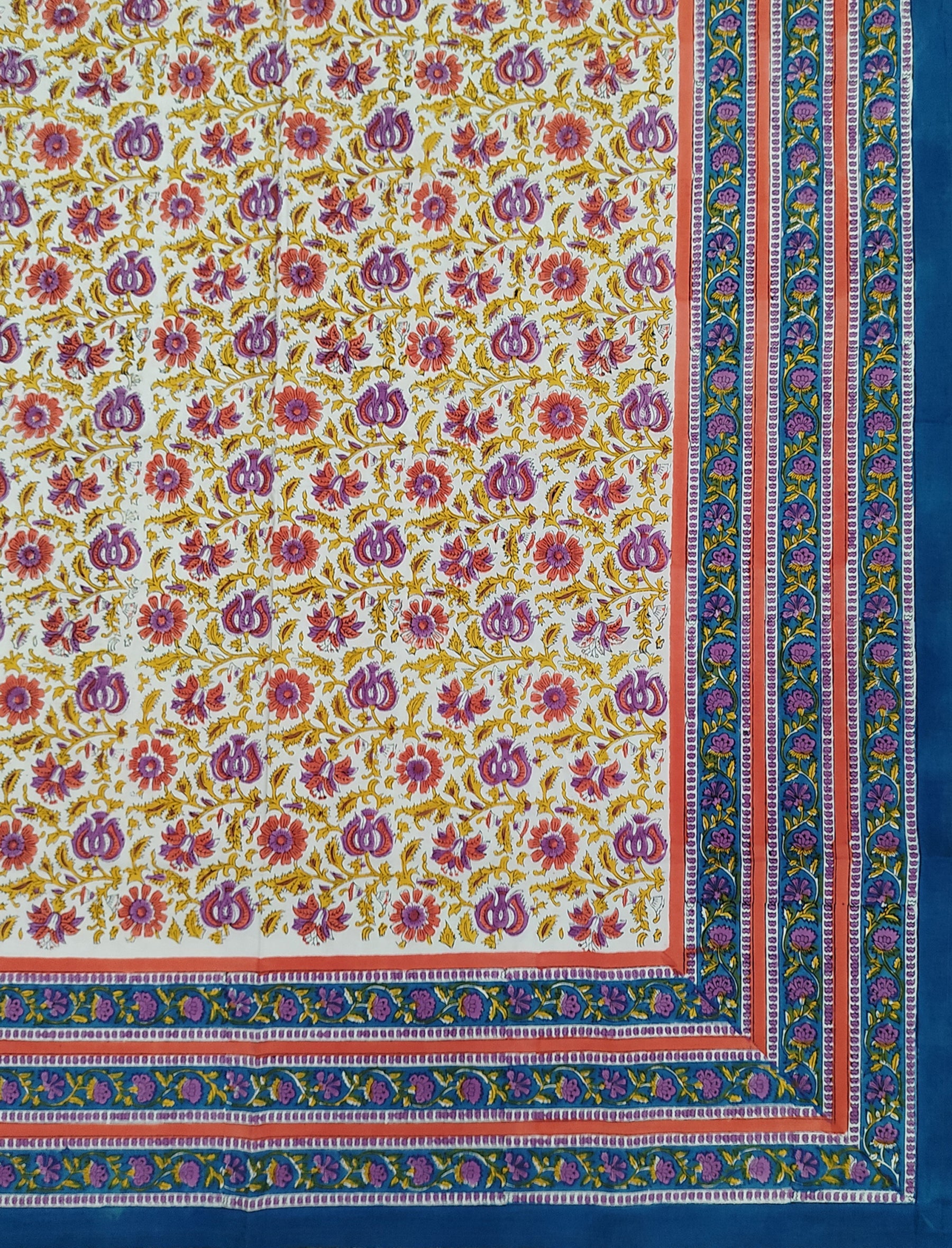 Hand Block Printed Cotton Double Bedsheet With Pillow Covers
