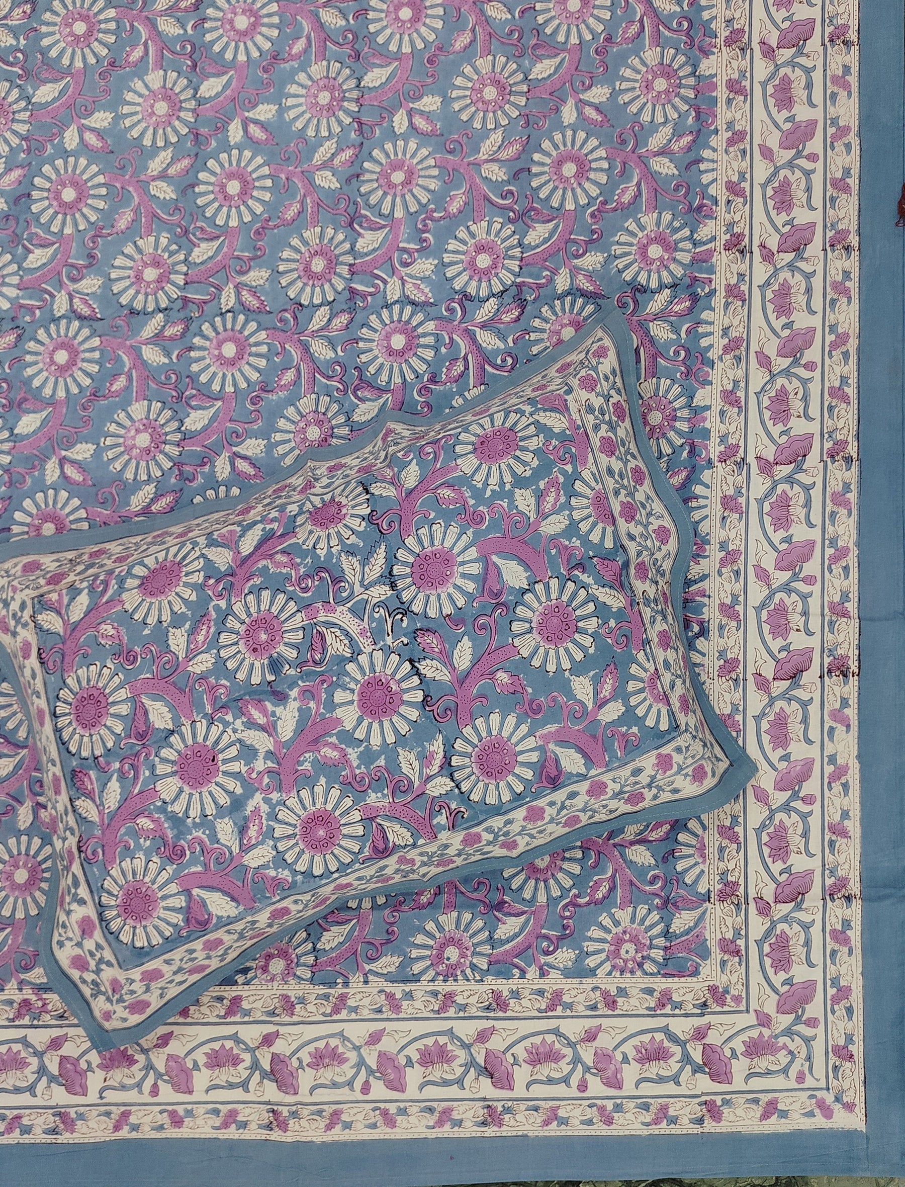 Hand Block Printed Cotton Double Bedsheet With Pillow Covers