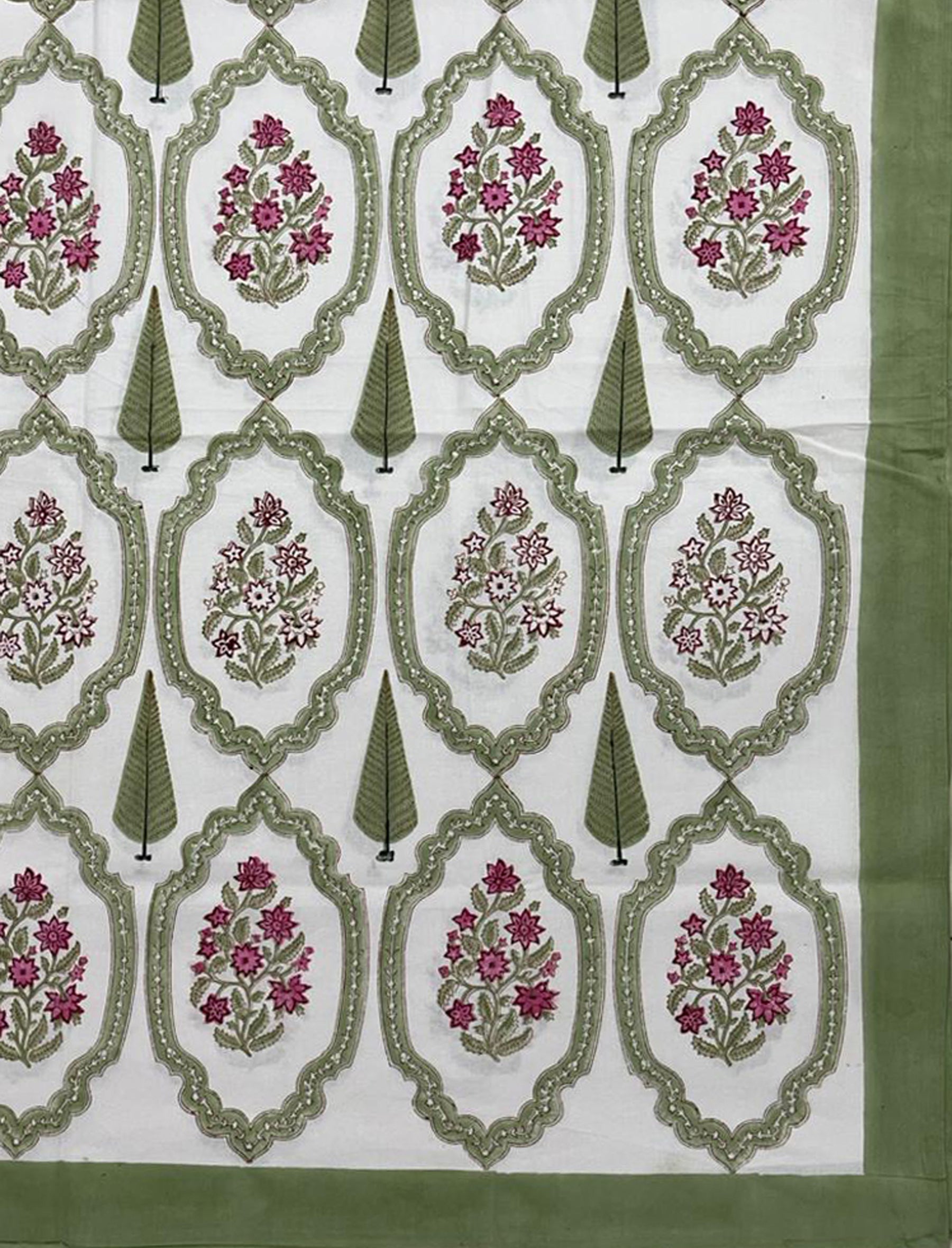 Hand Block Printed Cotton Double Bedsheet With Pillow Cover
