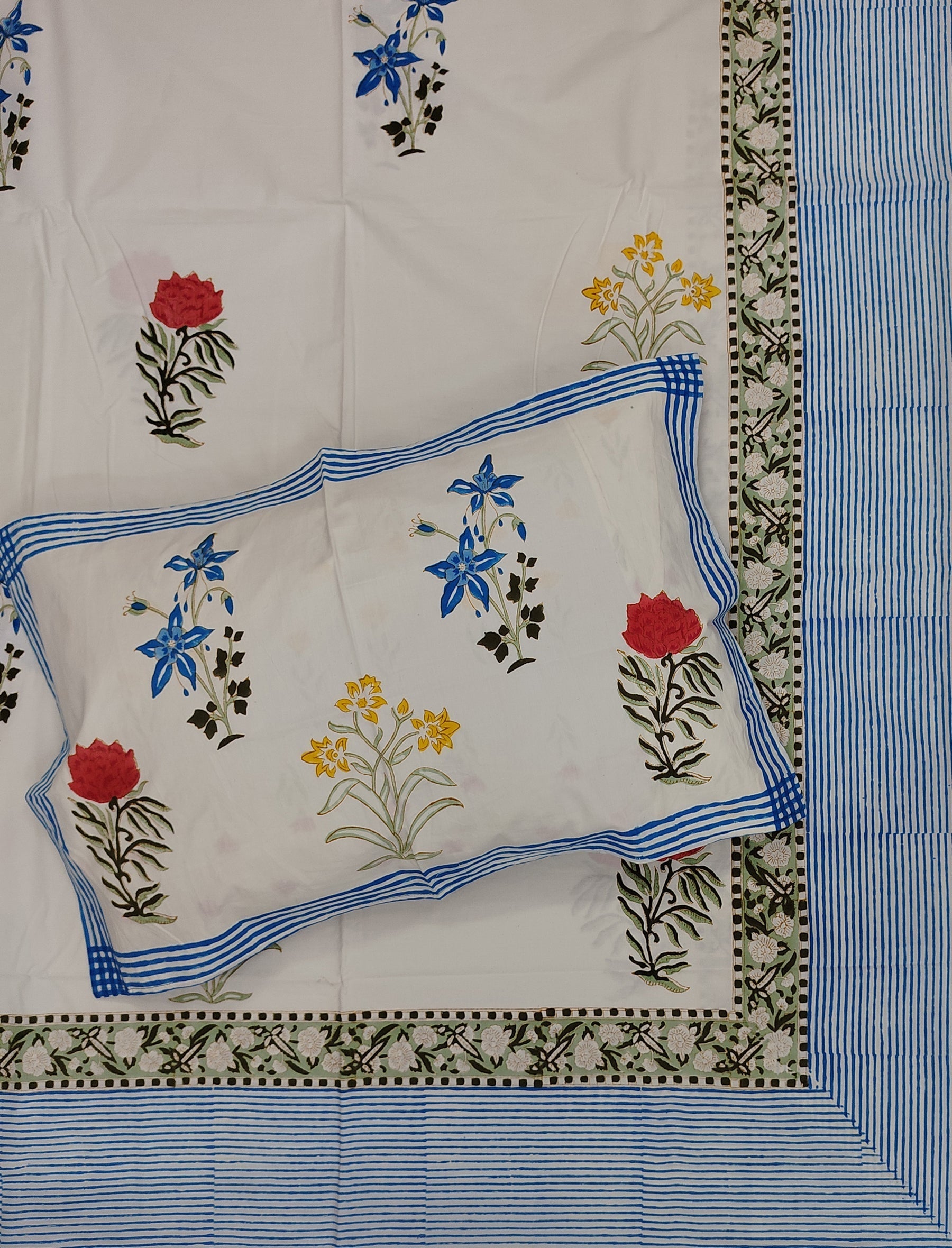 Cotton Double Bedsheet With Pillow Covers