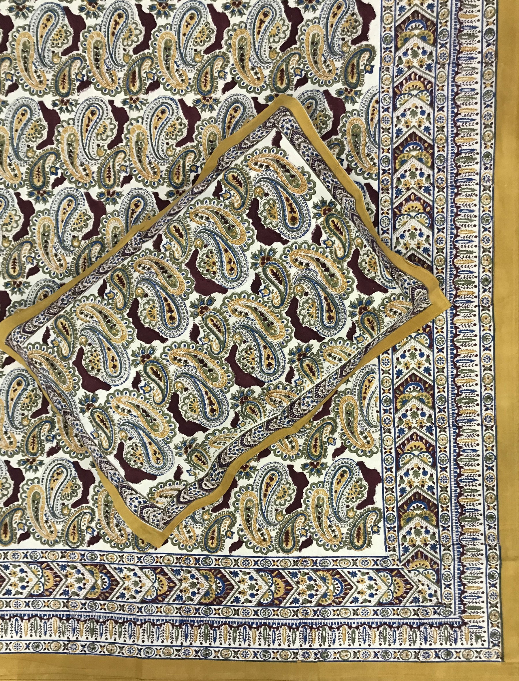 Printed Cotton Double Bedsheet With Pillow Covers