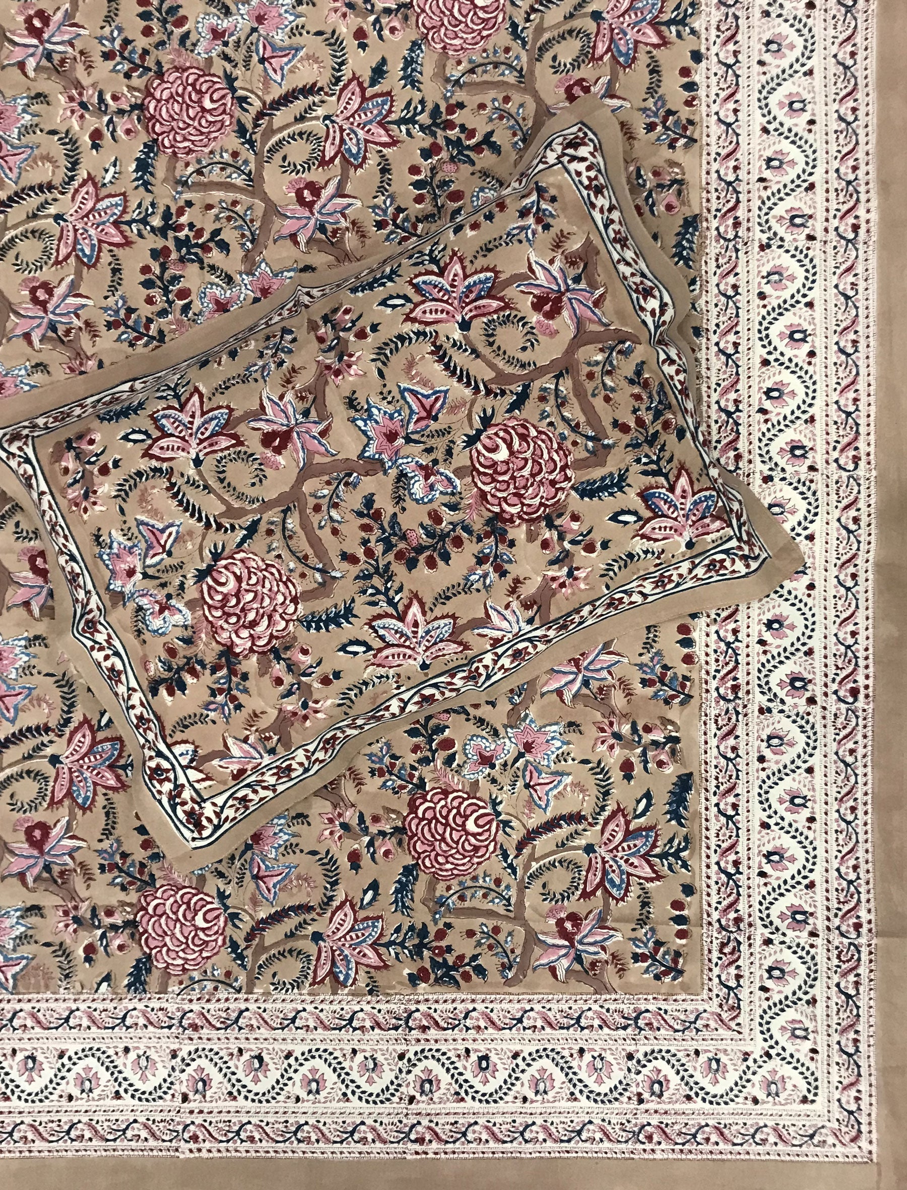 Hand Block Printed Cotton Double Bedsheet With Pillow Covers