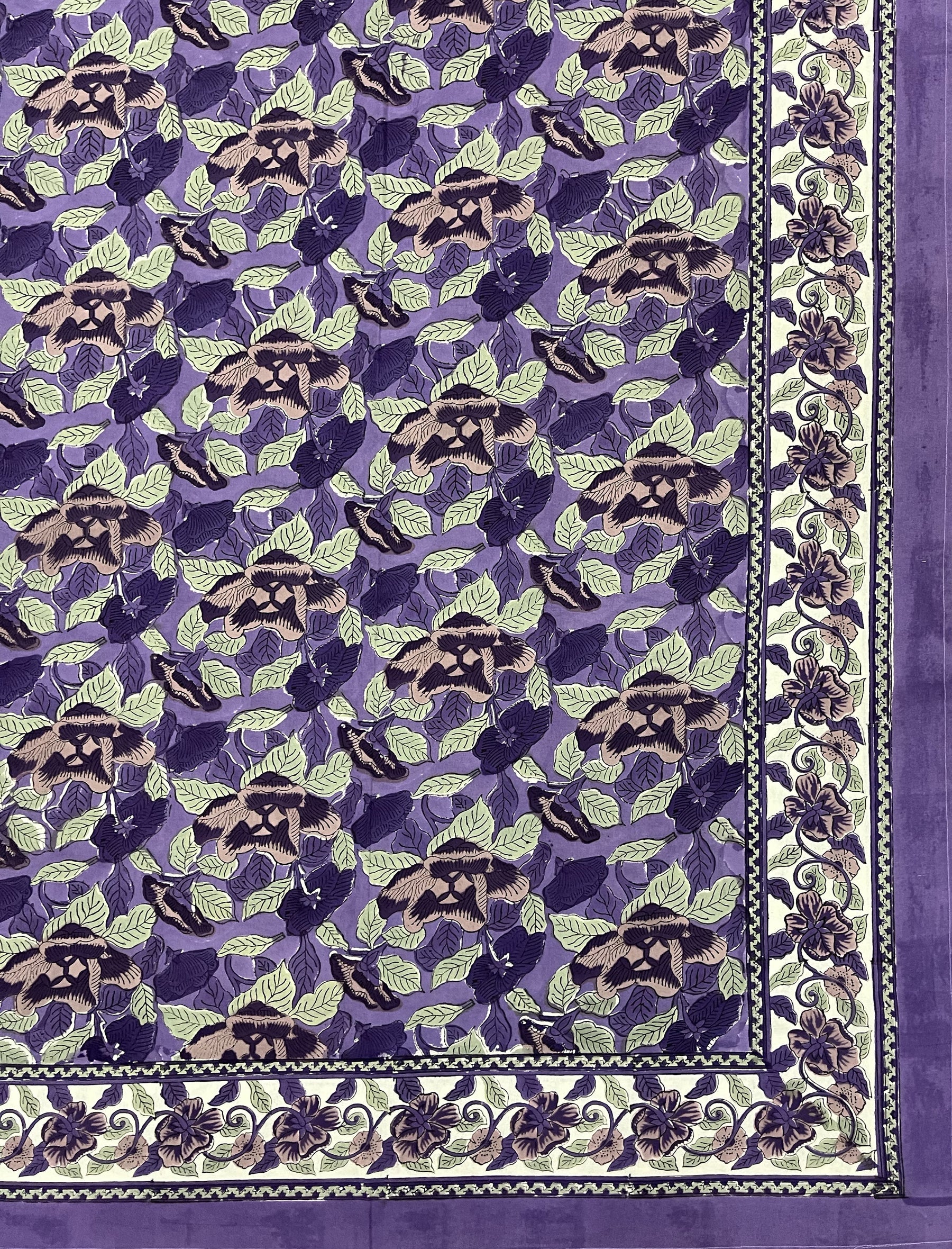 Hand Block Printed Cotton Double Bedsheet With Pillow Covers
