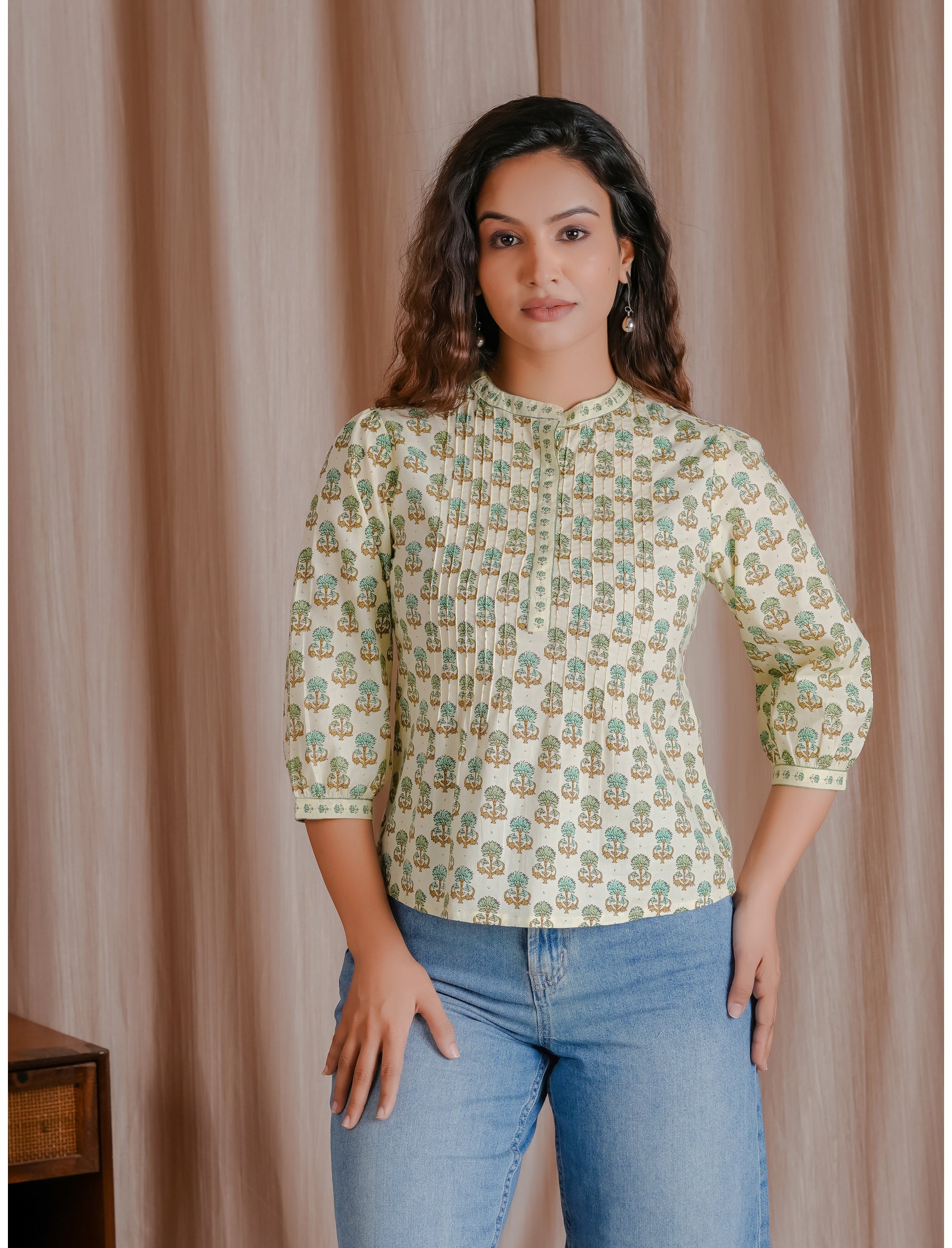 Cream Butti Cotton Pintux Style Short Top