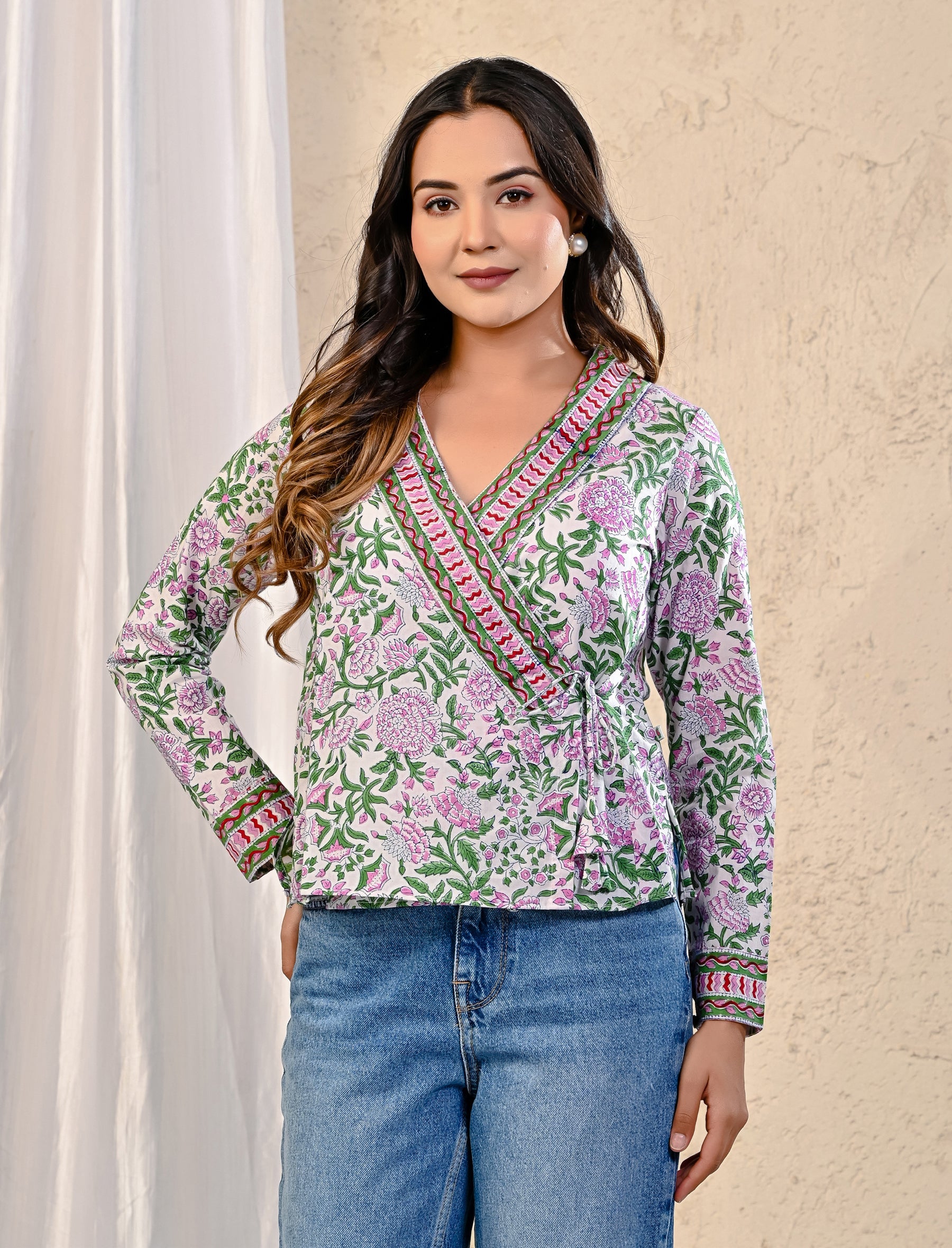 White Jaal Block Printed Top With Side Dori