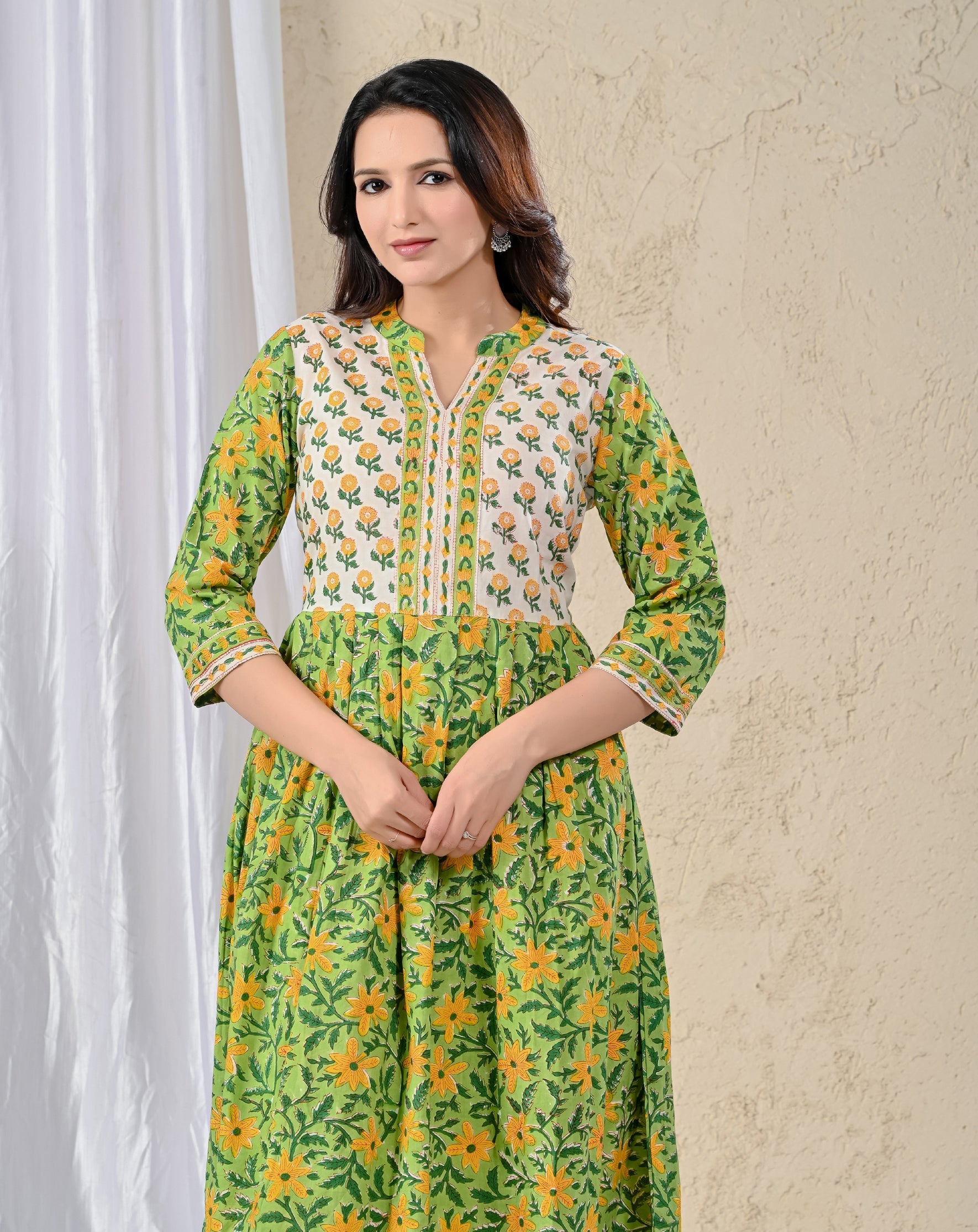 Green Jaal Printed Cotton Kurta Pant Set