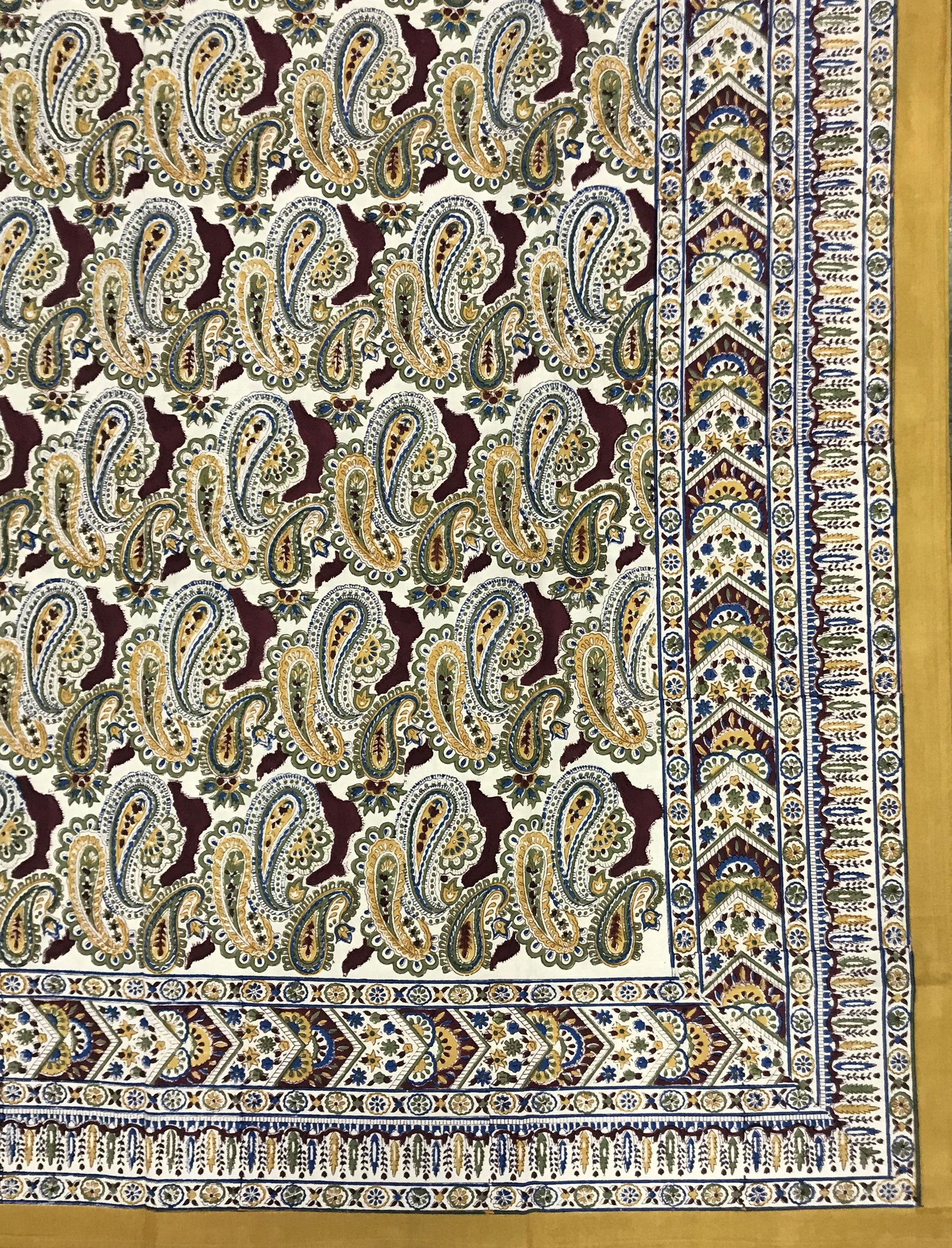 Printed Cotton Double Bedsheet With Pillow Covers