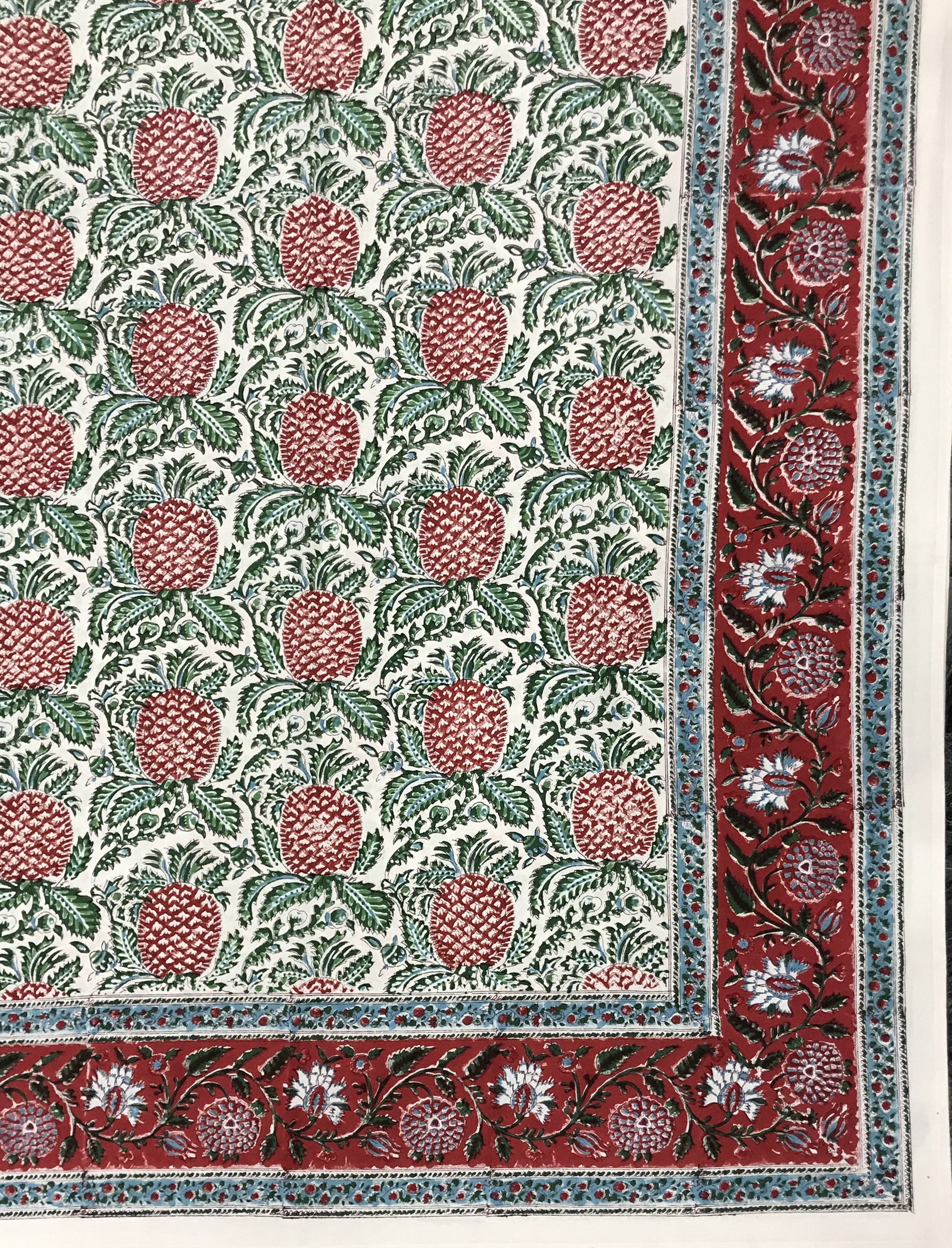 Hand Block Printed Cotton Double Bedsheet With Pillow Covers