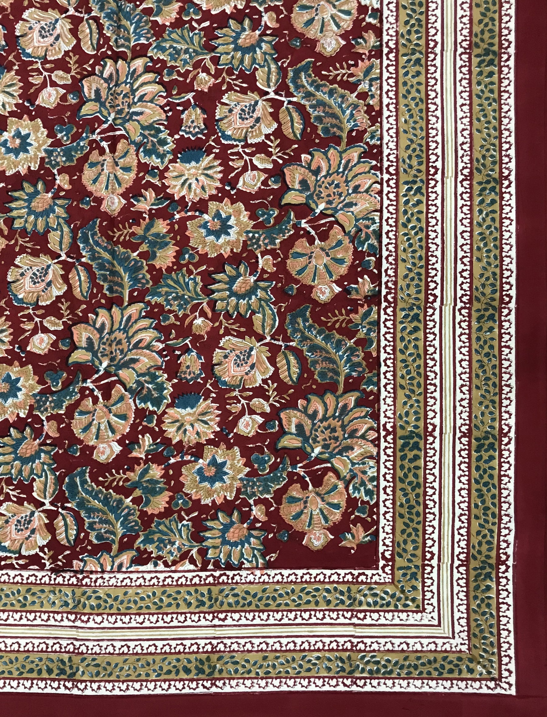 Hand Block Printed Cotton Double Bedsheet With Pillow Covers