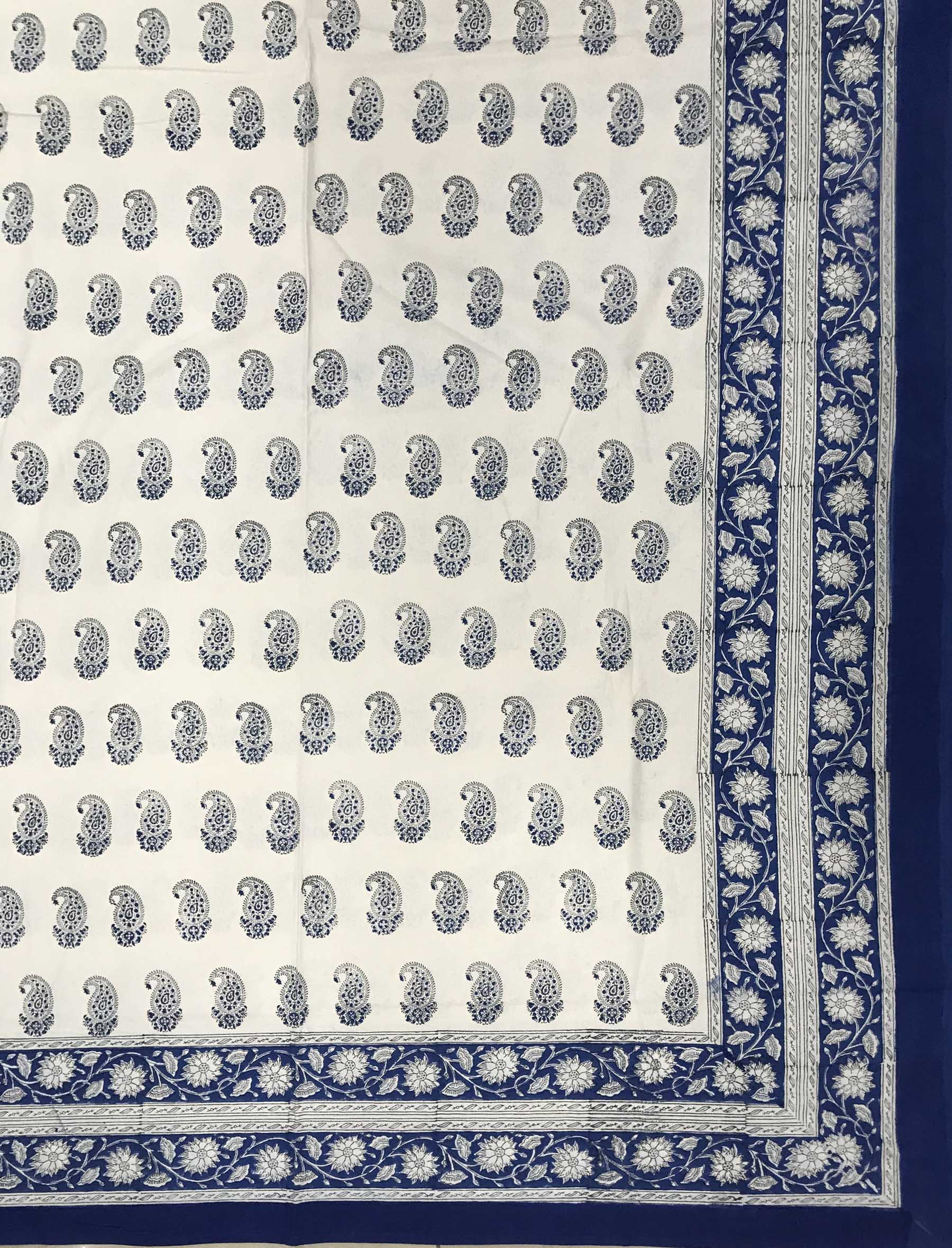 Hand Block Printed Cotton Double Bedsheet With Pillow Covers