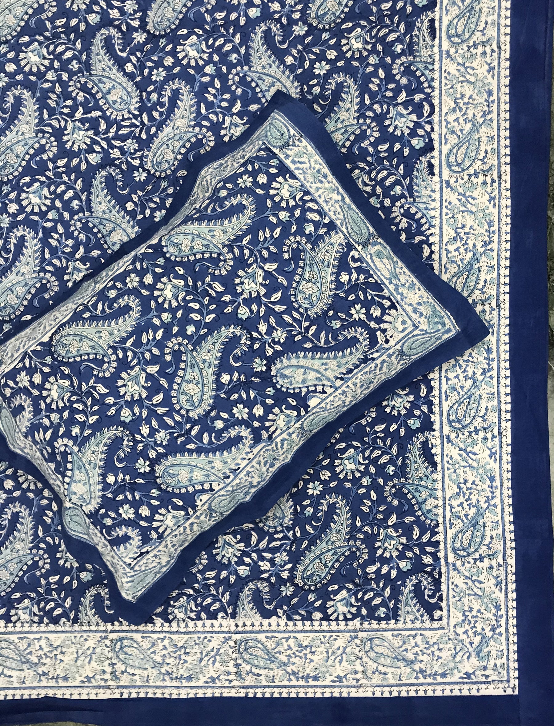 Hand Block Printed Cotton Double Bedsheet With Pillow Covers
