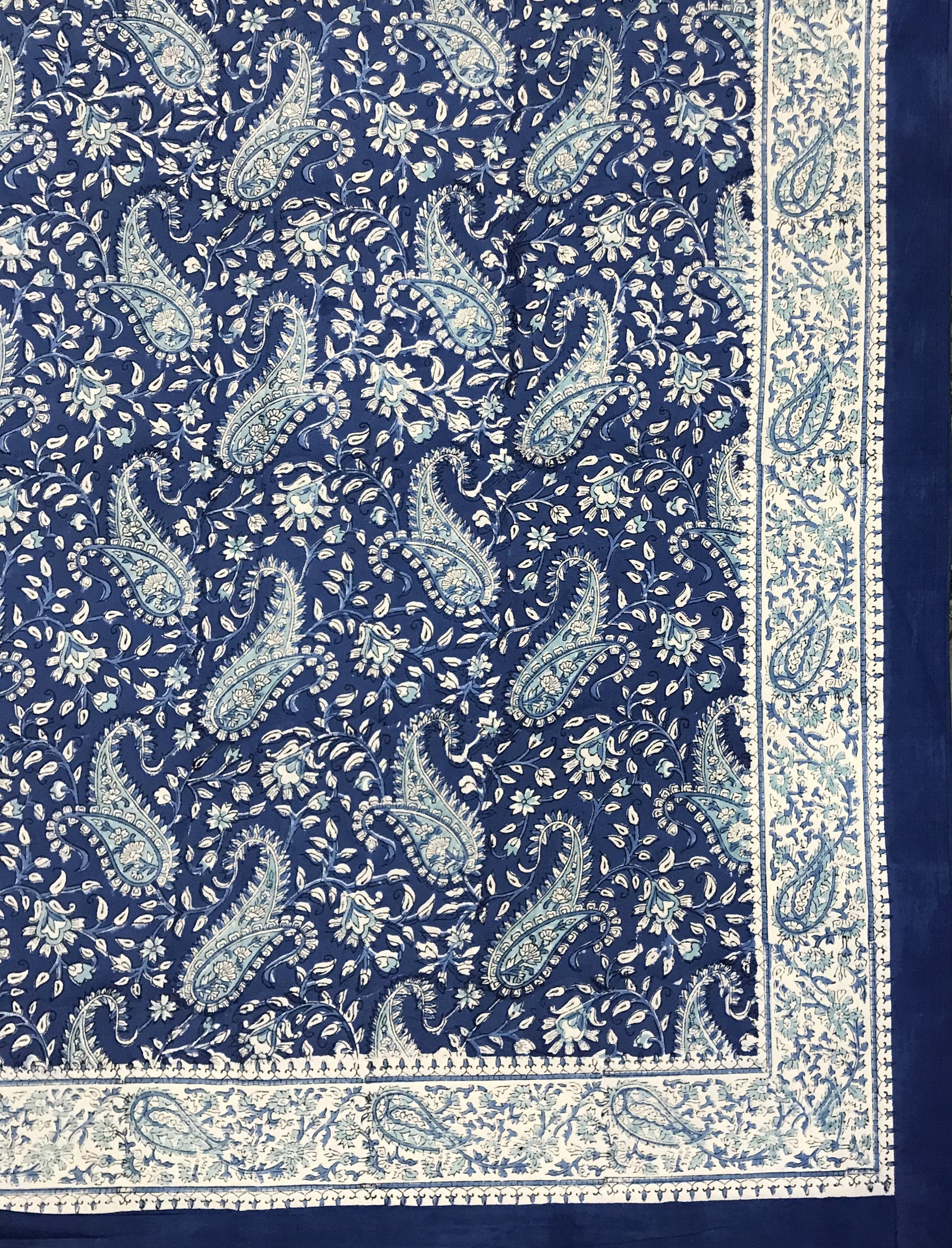 Hand Block Printed Cotton Double Bedsheet With Pillow Covers