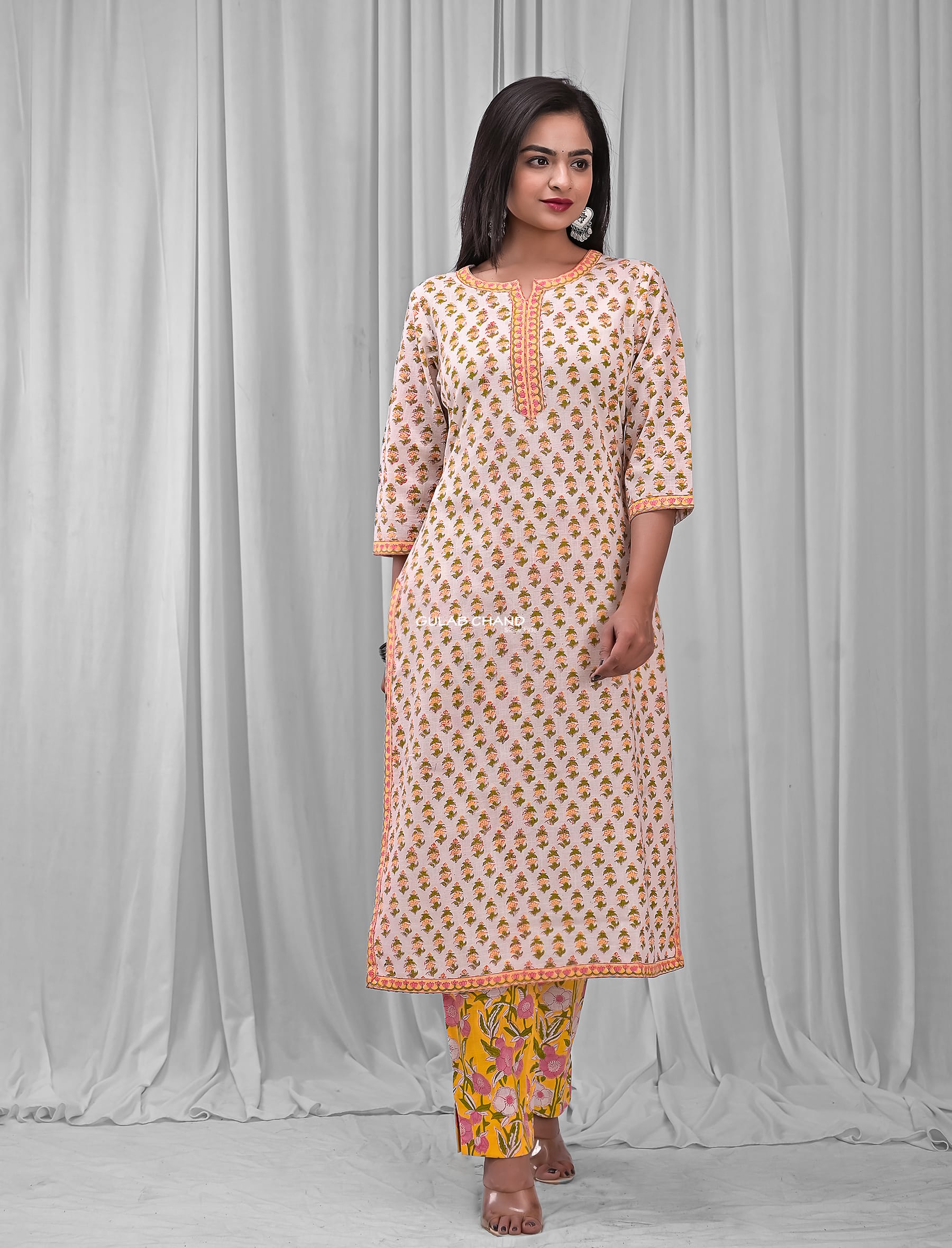 White Block Printed Cotton Kurta Pant Set ( Set Of 2 )