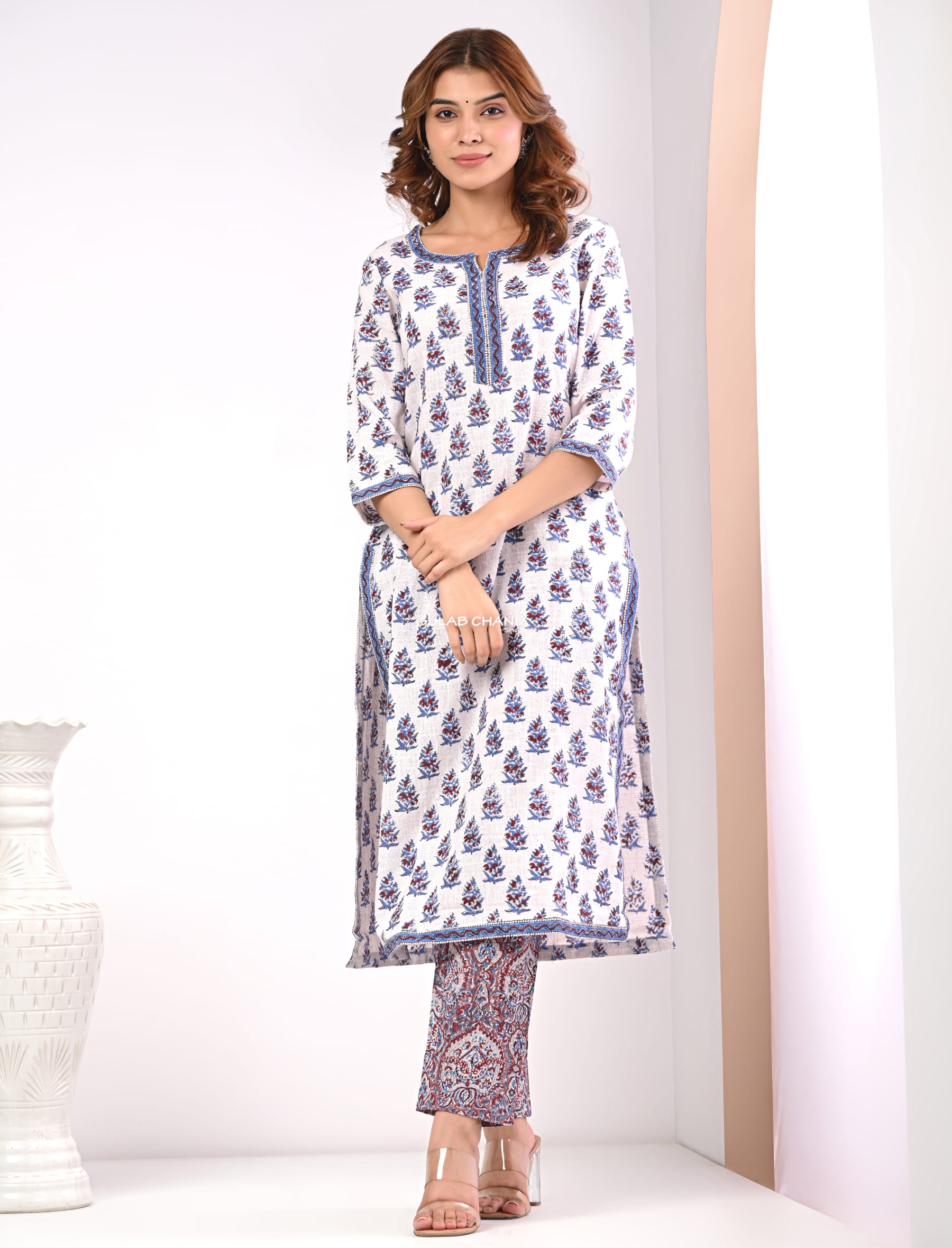 White Butta Block Printed Cotton Kurta Pant Set ( Set Of 2 )
