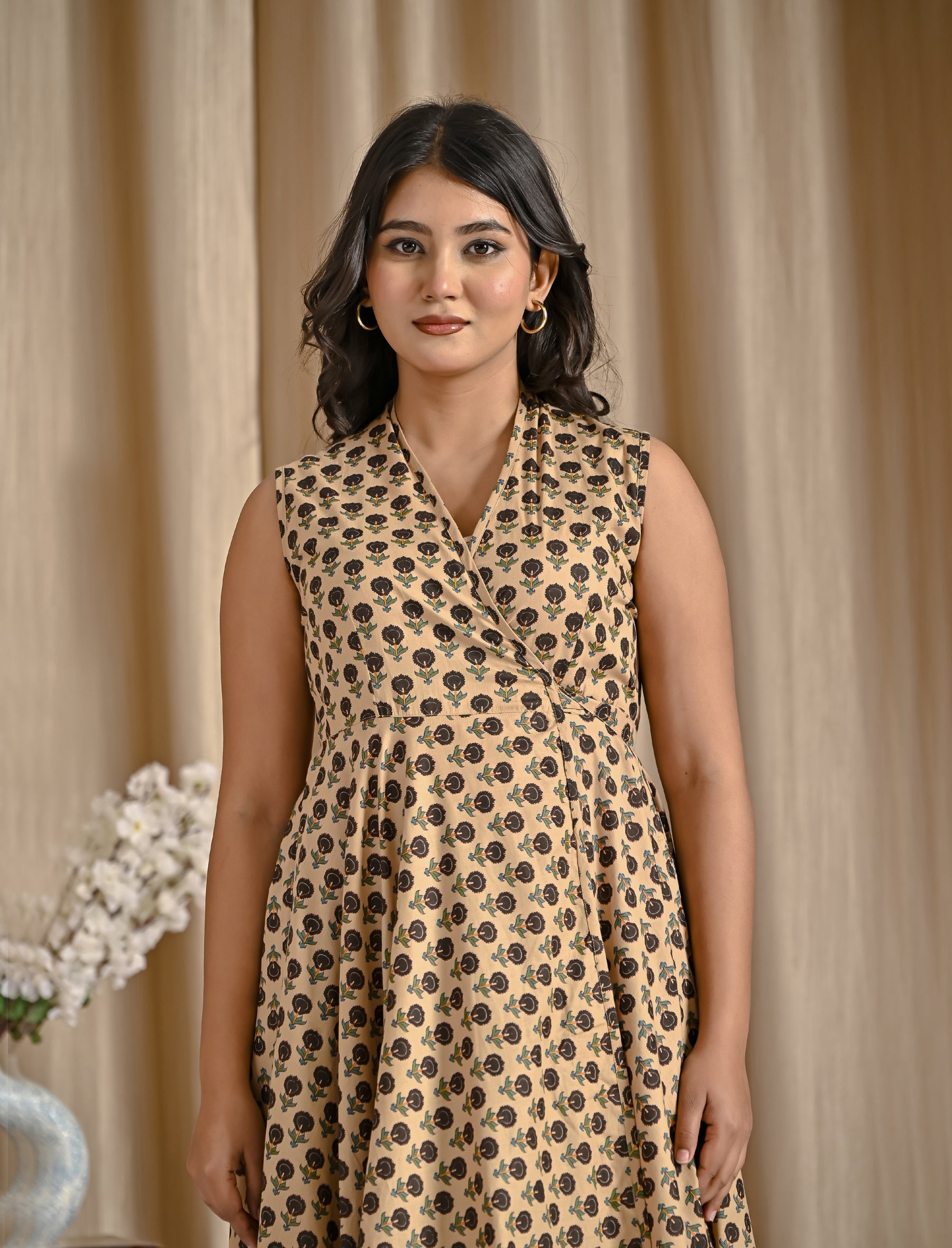 Beige Black Butti Cotton Printed High-Low Dress